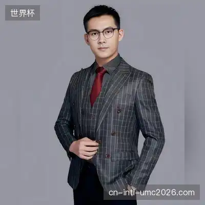 崔一